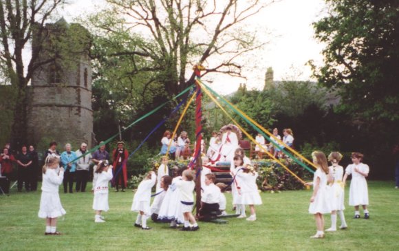 Maypole