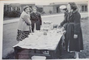 Fete teas L R Bertha Tyson, Mrs Nellie Piercy, Mrs Maude Raine, Mrs Millie Maule (20 and 21 PD Rd in background),